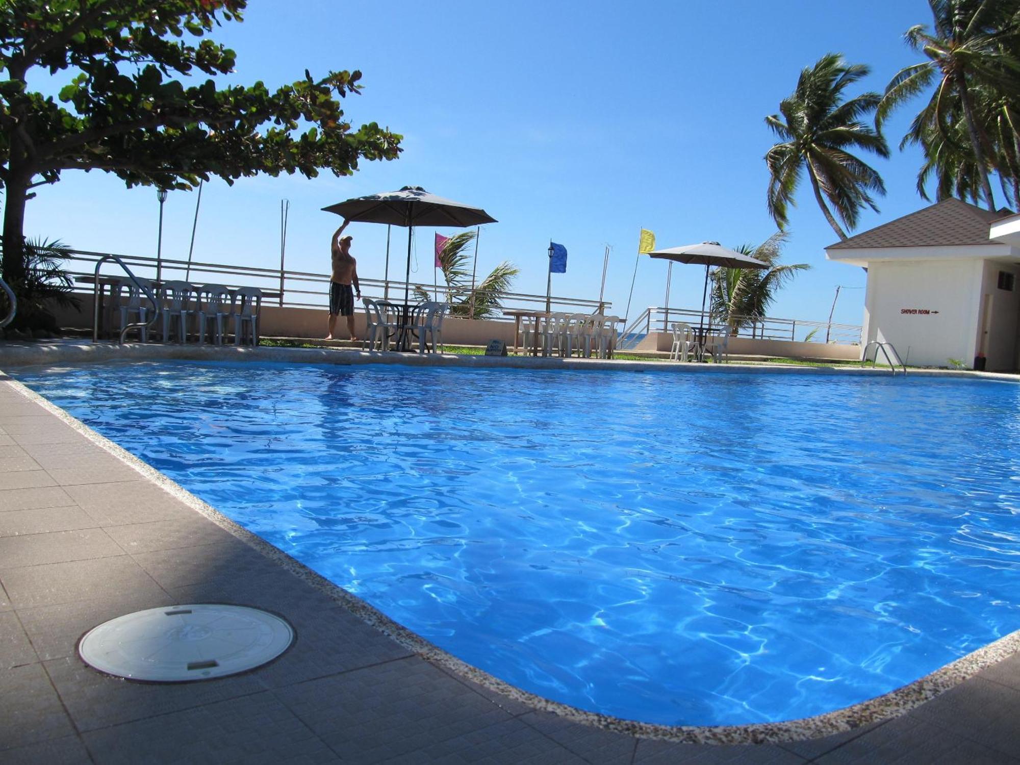 Ucoy Beach Resort Libertad Esterno foto
